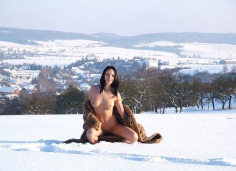 【※画像あり】裸と雪景色のエロ効果を検証してみた結果ｗｗｗｗｗｗｗｗｗｗｗｗｗｗ（42枚）・23枚目