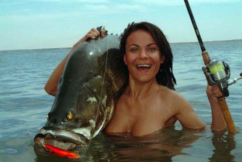 【釣り女】魚もどうせ釣られるならこんな美女に釣られたいよな（画像23枚）・13枚目