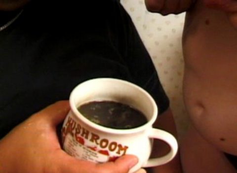 【GIFあり】コーヒーに母乳・・・誰得やねん・・・（画像21枚）・8枚目