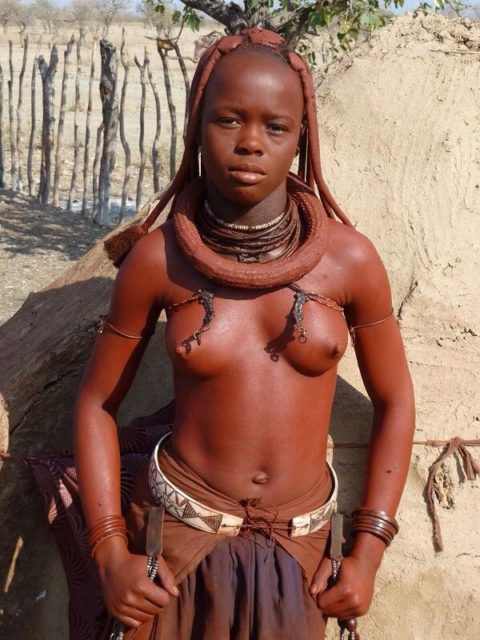 世界の民族衣装のエロ画像集→アフリカ系ポイント高すぎやろｗｗｗｗｗｗｗｗｗ（27枚）・4枚目