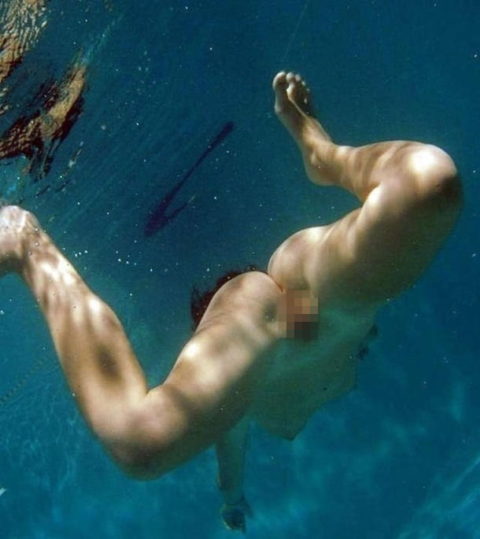 【女体水族館】水中でマンコを見せつけてくるマンさんたち（画像30枚）・9枚目