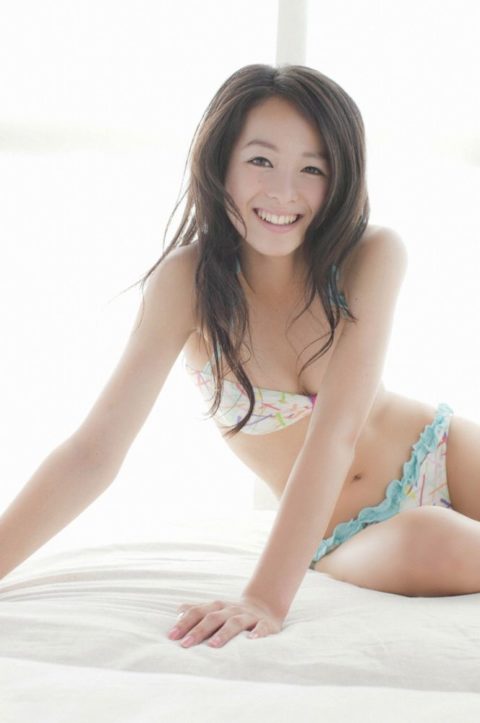 【清野菜名】え！乳首披露してたの？！衝撃ヌード・パンチラ水着グラビア画像（159枚）・135枚目