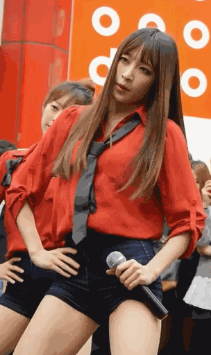 韓国アイドルの子供に見せられない腰振りダンスをご覧ください・・・（GIF画像25枚）・5枚目
