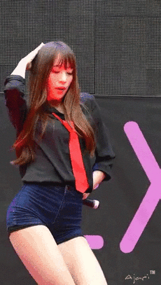 韓国アイドルの子供に見せられない腰振りダンスをご覧ください・・・（GIF画像25枚）・22枚目