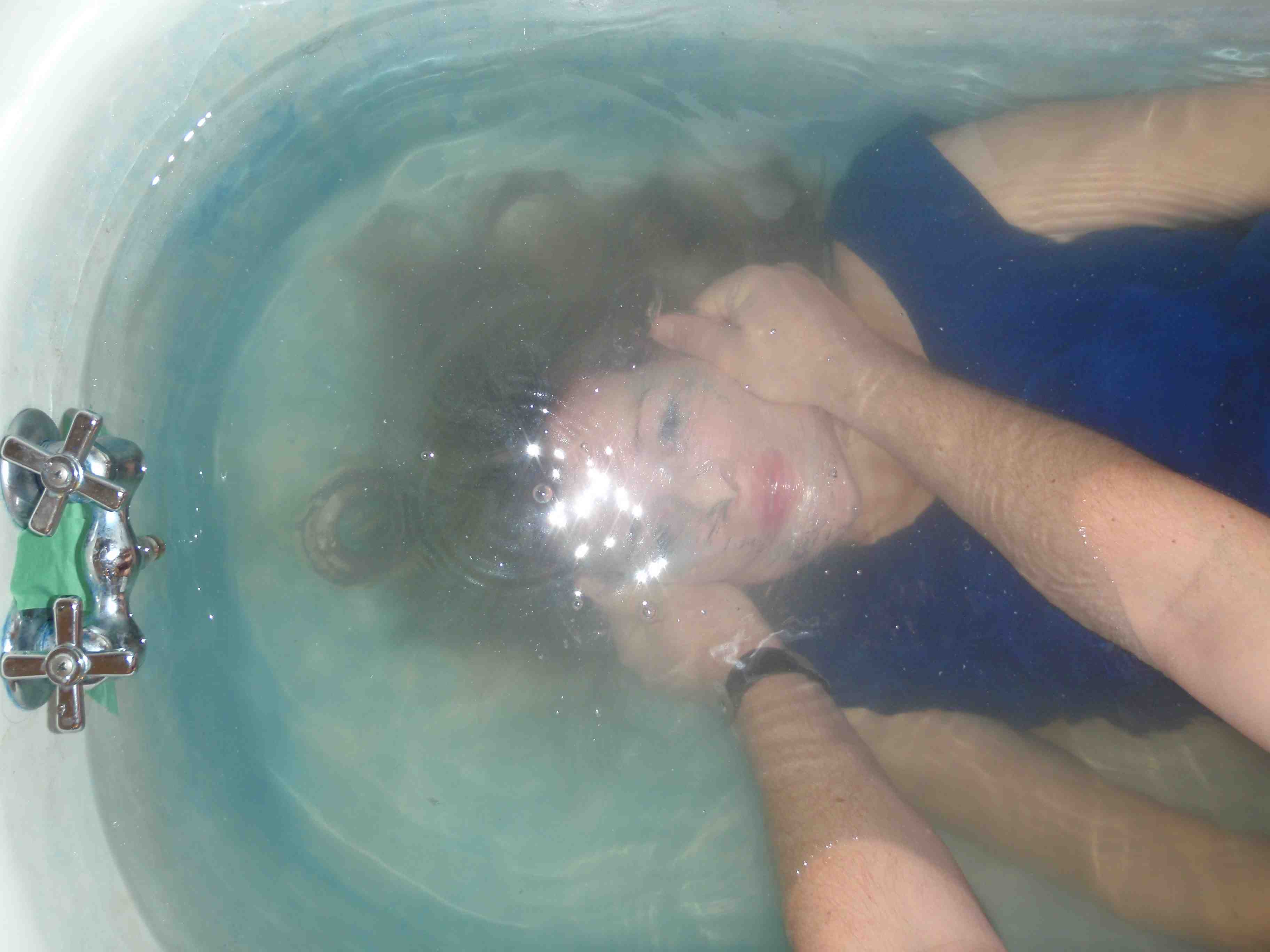 Underwater in bathtub