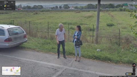 ”Google マップのストリートビュー”に偶然映ったド変態さんｗｗｗｗｗｗ(画像あり)・41枚目