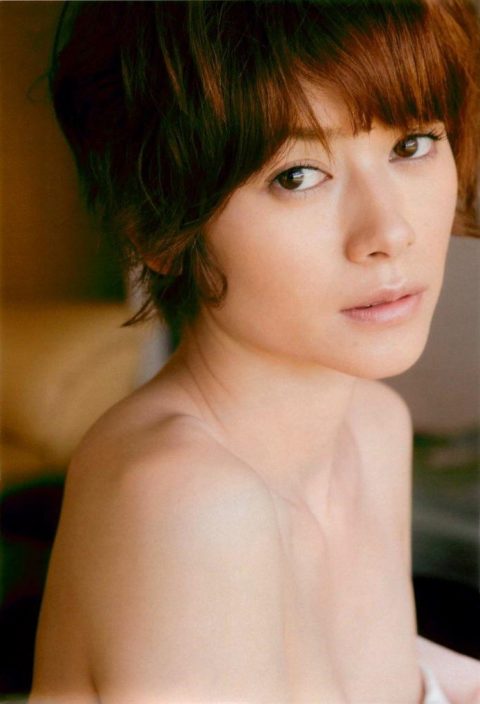 【真木よう子】芸能界一の美巨乳、ボリュームがマジで半端じゃないｗｗｗｗｗ・53枚目