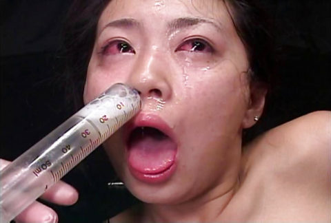 【画像あり】女の鼻の穴にザーメン注入した結果ｗｗｗｗｗｗｗｗｗｗｗｗｗ・17枚目
