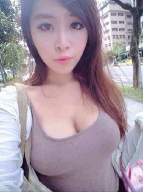 韓国女性の着衣巨乳のエロさは異常ｗｗｗｗｗｗｗｗｗ（画像37枚）・32枚目