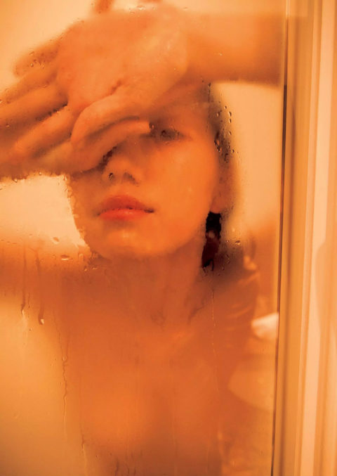 【二階堂ふみ】女優魂を見せつけ全身を曝け出した濡れ場シーンのエロ画像(96枚)・76枚目