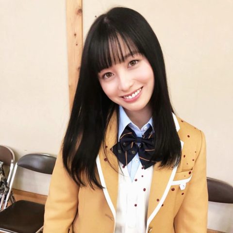 【橋本環奈】ハシカン、おっぱいのエロい谷間や生脚のお宝エロ画像集（193枚）・57枚目