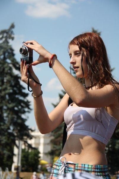 ロシアで女子の乳首が見放題の祭りがあるって知ってる？考えたヤツ神やわｗｗｗｗｗ（エロ画像）・9枚目