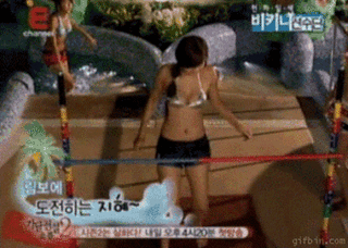韓国のテレビ番組でのエロハプニングがこちら。日本やったらカットされるレベル（37枚）・30枚目