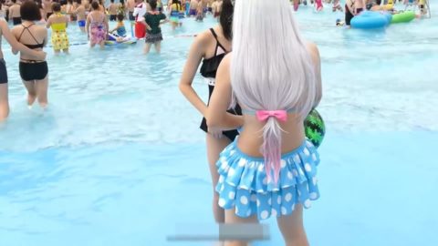 【コスプレ】中国で開催された一般プールでの撮影会。エロすぎて草ｗｗｗｗｗｗ・10枚目