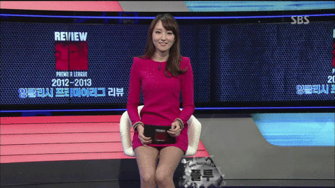 韓国の女子アナさん、ミニスカでパンツがモロ見えのまま放送されるｗｗｗｗ（GIFあり）・10枚目
