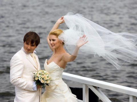 【エロ画像】ウエディングドレスの花嫁にありがちなハプニングｗｗｗｗｗｗ・9枚目
