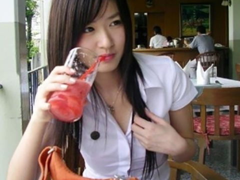 【エロ画像】タイの美人JDさん世界の男たちに魅力を提供するｗｗｗｗｗ・1枚目
