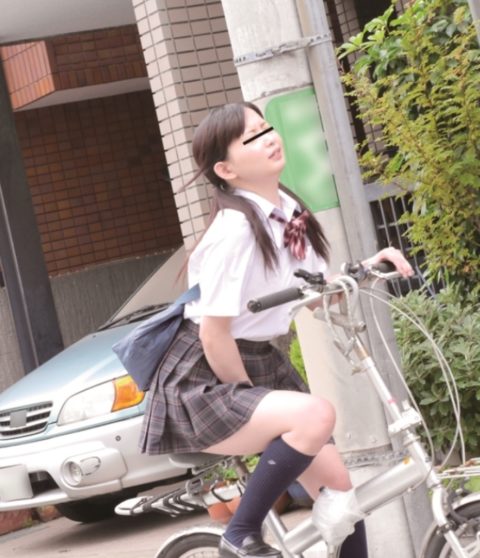 【エロ画像】自転車のサドルで腰をクネクネしてる女の子たちｗｗｗｗｗｗ・14枚目